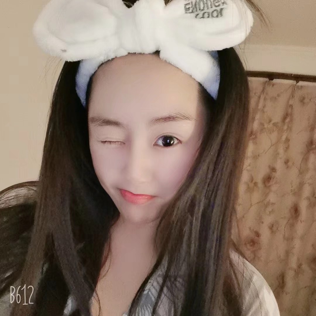 170大长腿白皙美女